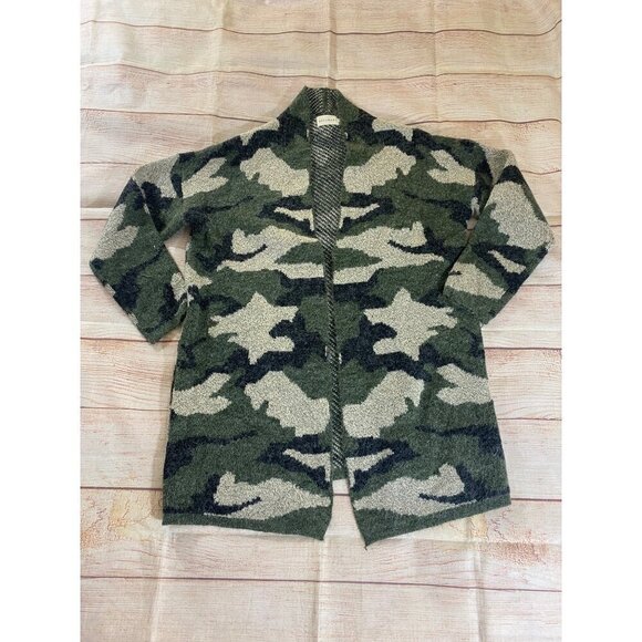 Dreamers Women's Green Camo Long Sleeve Open Front Cardigan - Large - Picture 5 of 12
